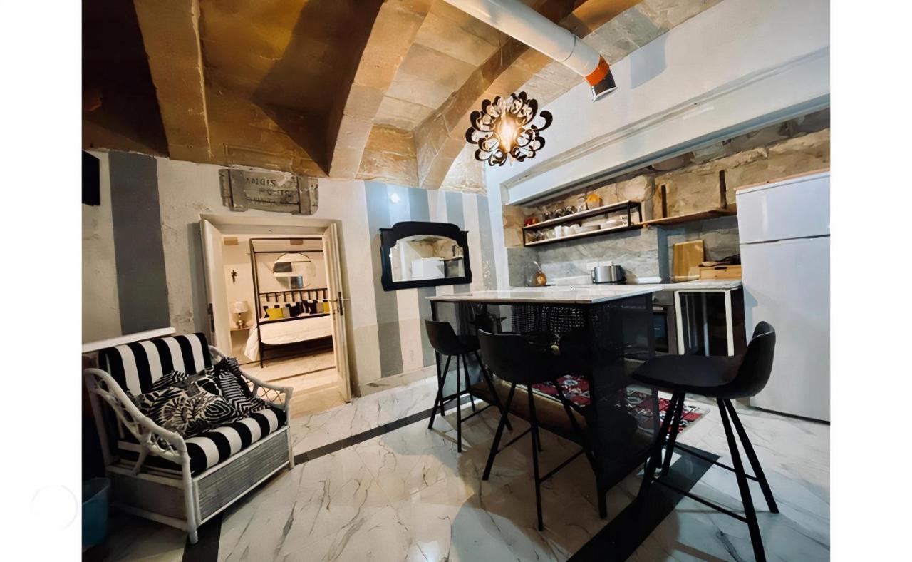 Charming Townhouse Prime Area Valletta公寓 外观 照片