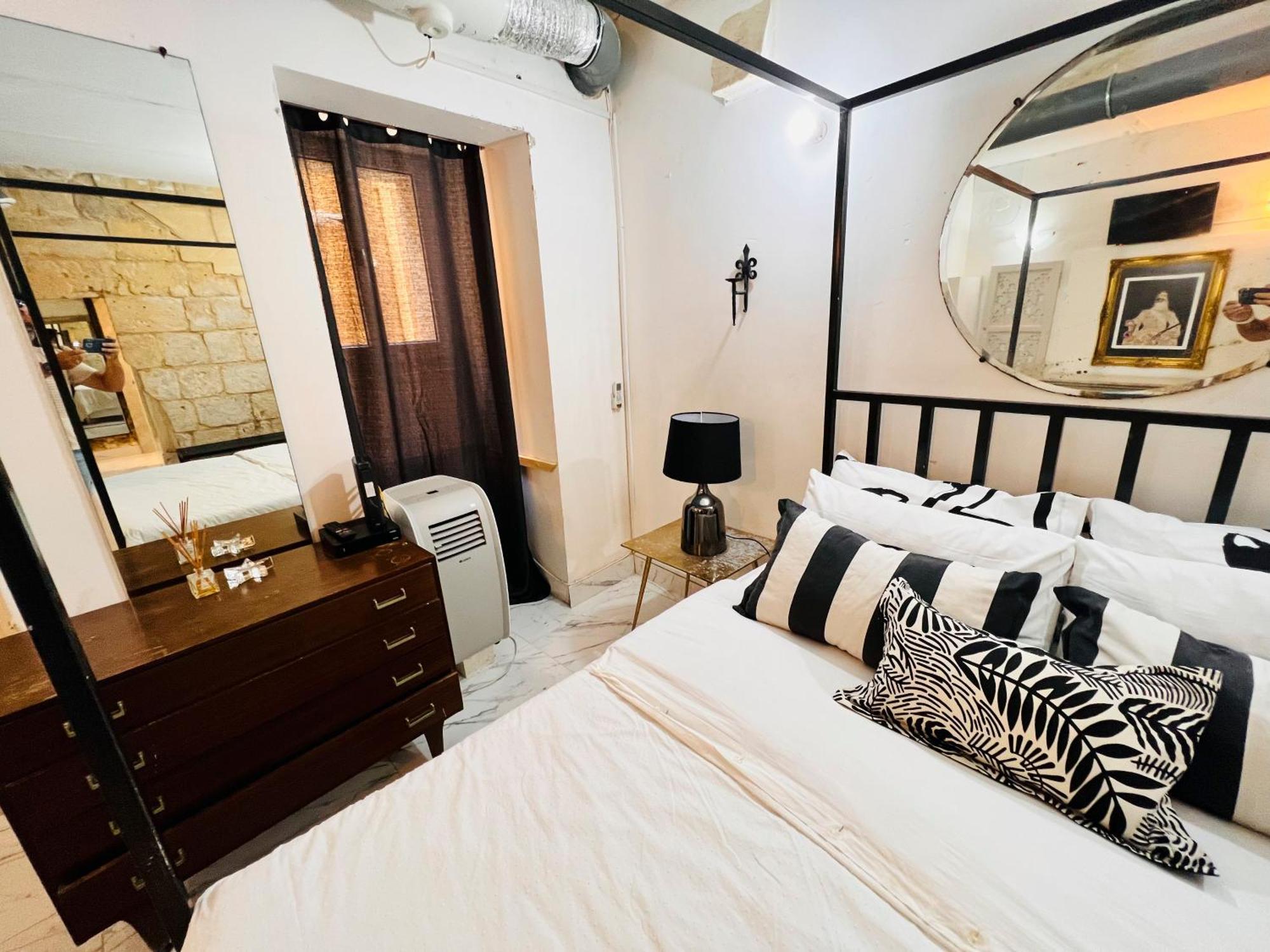 Charming Townhouse Prime Area Valletta公寓 外观 照片