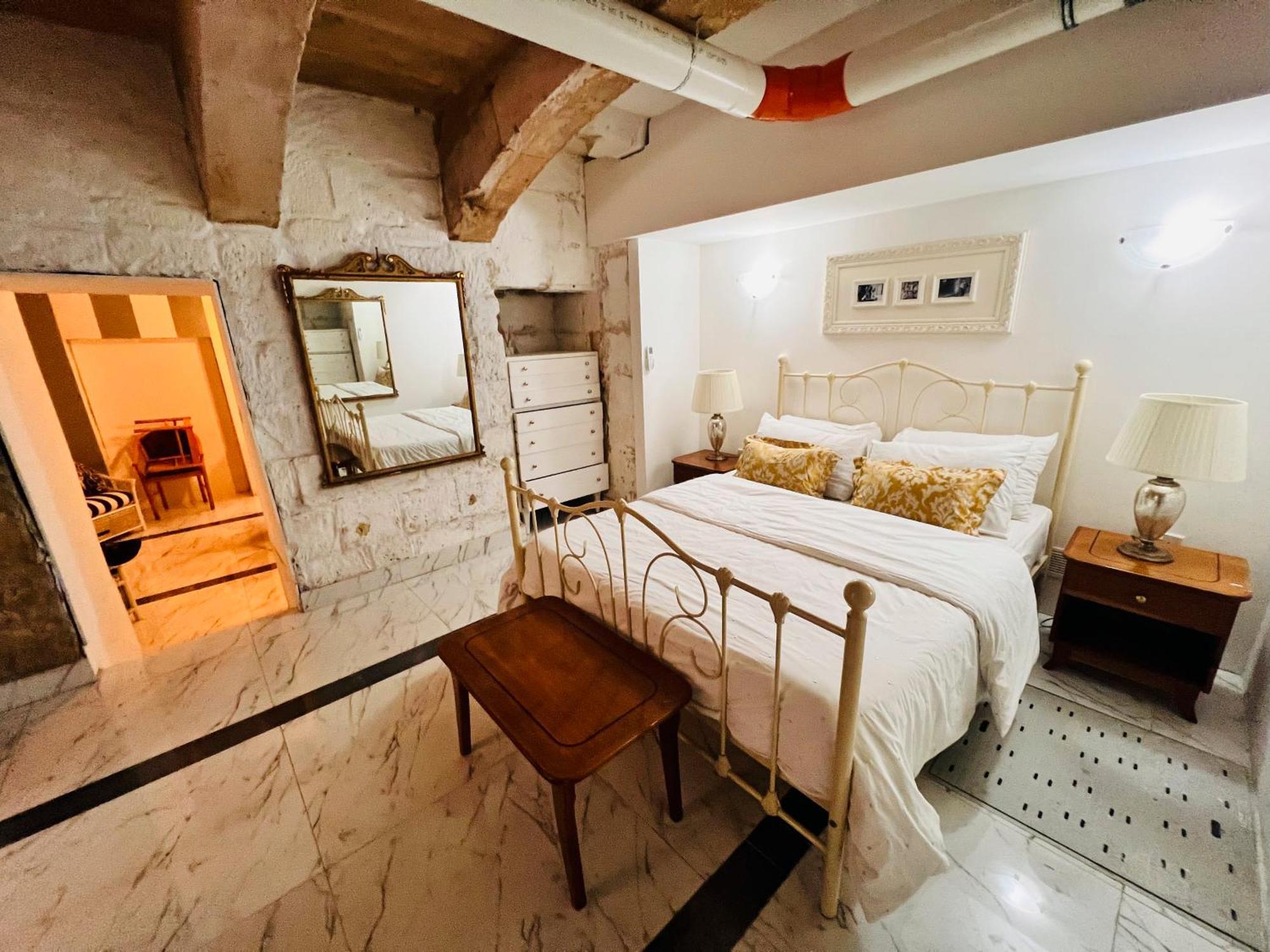 Charming Townhouse Prime Area Valletta公寓 外观 照片